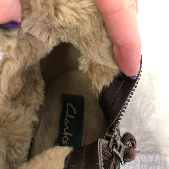 Clarks Brown Suede Side Zip Fur Lined Winter Boots Size 7.5 - Picture 14 of 16